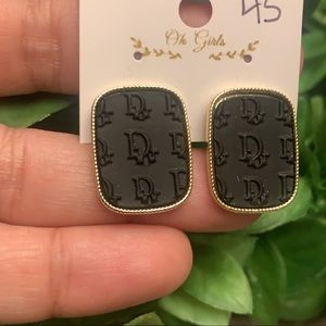 Earrings, I have different styles and sizes